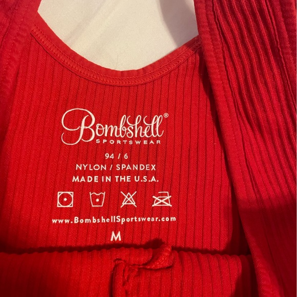 Red Ribbed Bombshell set.  Top M leggings xs.  New without tags! - Picture 5 of 8